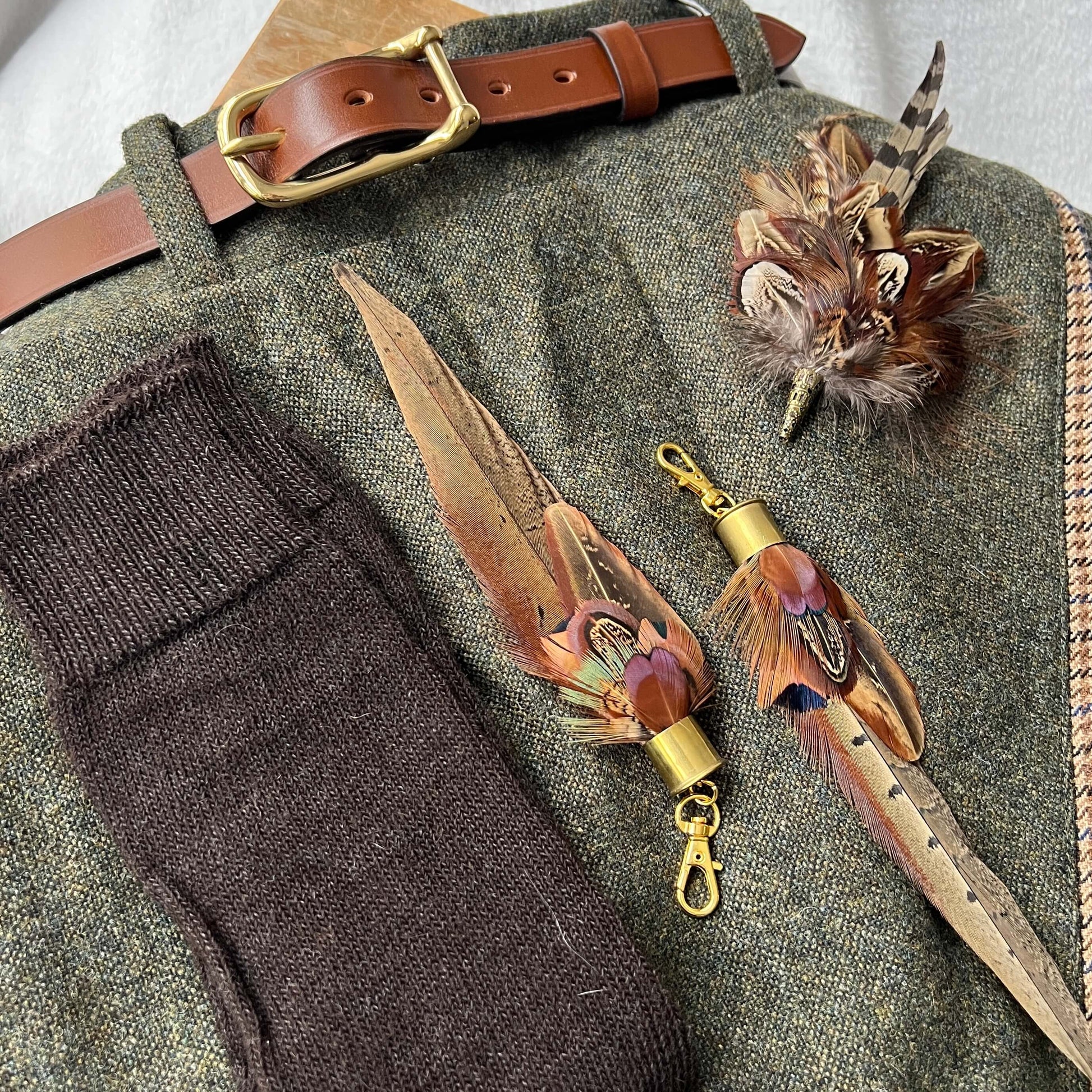 Small Feather Brooch Pin | Fine Feathers Design