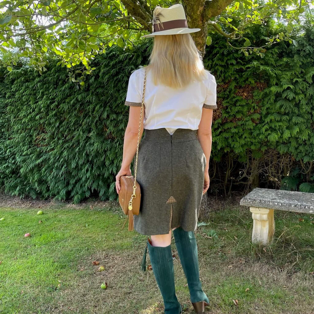 summer country outfit featuring green tweed skirt