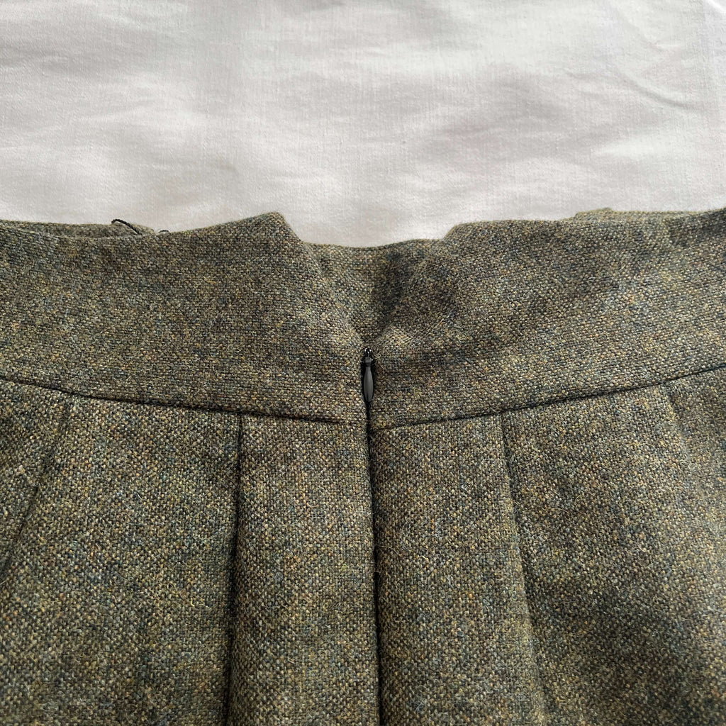 Close-up of the Cupid's Bow and pleats at the back of the Adderbury Skirt in Village Green