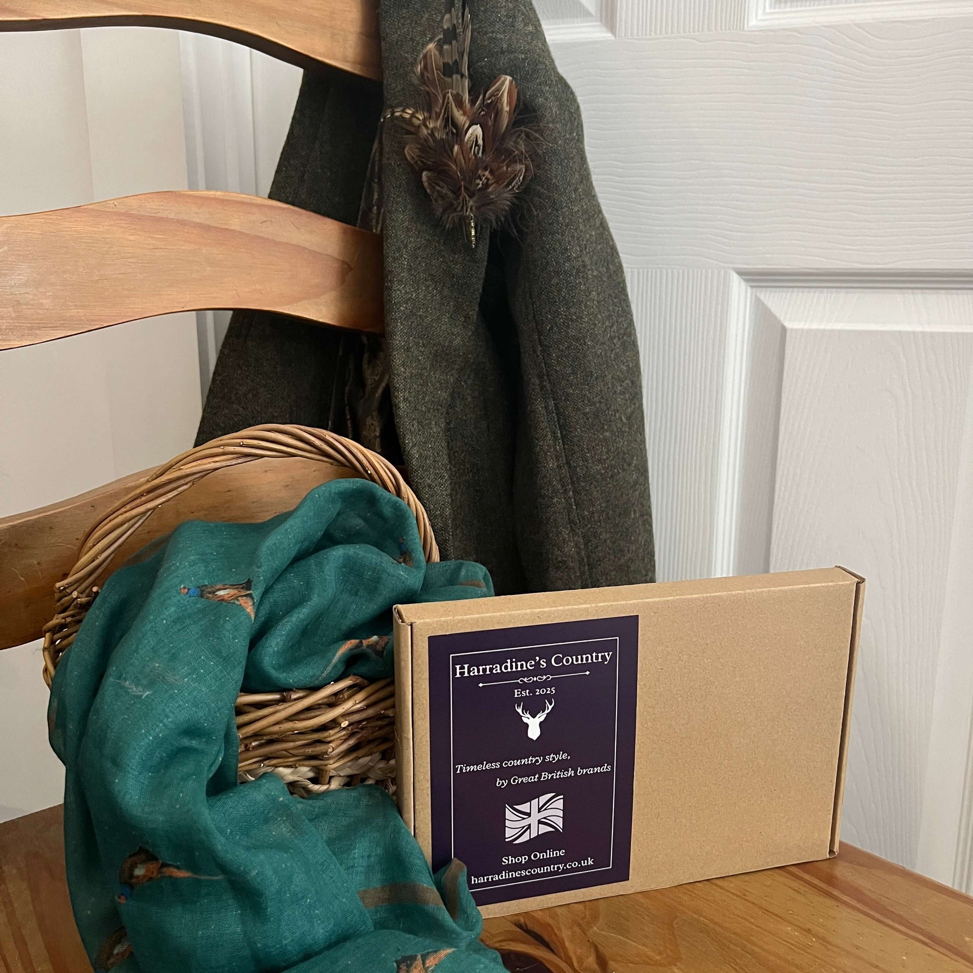 Small Feather Brooch Pin | Fine Feathers Design