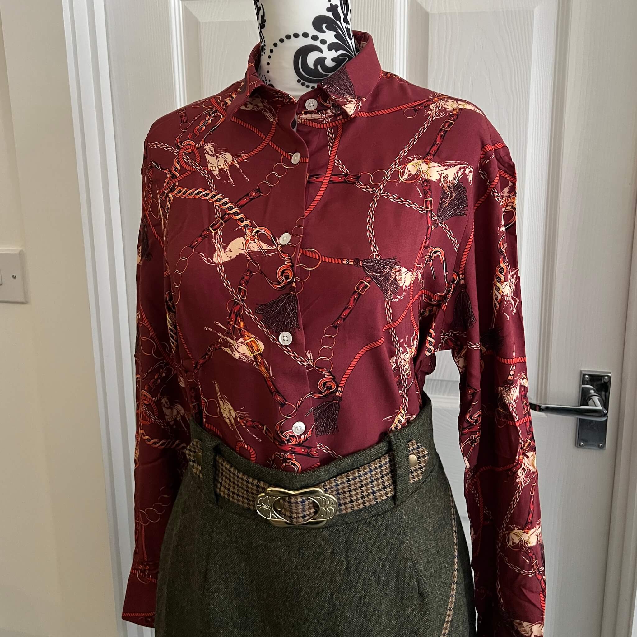 spring country outfit featuring red horse print country shirt