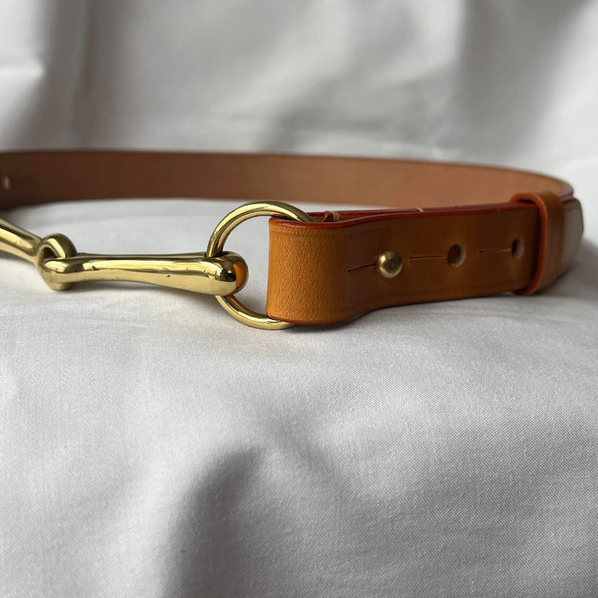 tan equestrian belt handmade in the uk with english bridle leather